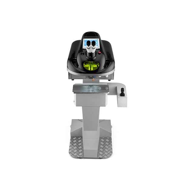 AWL - Precision laser welding with motorized table and joystick control: the ideal solution for repairing small molds and mechanical components.